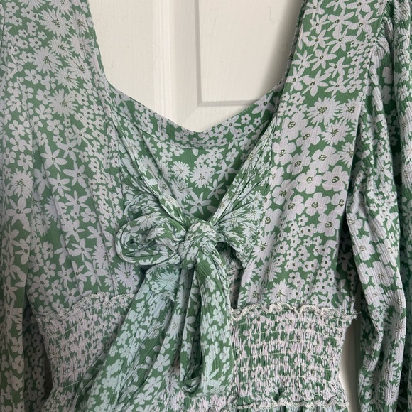 Floral Green Dress - Picture 3 of 6